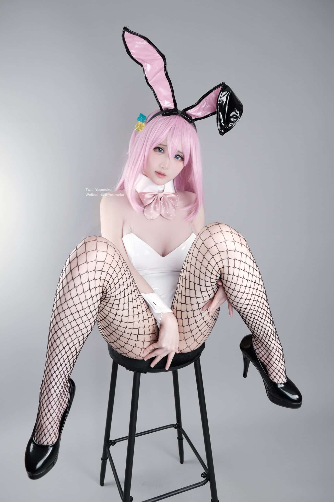Bocchi the Rock Bocchi conejita cosplay @Youmeko 8